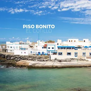  Holiday home Piso Bonito El